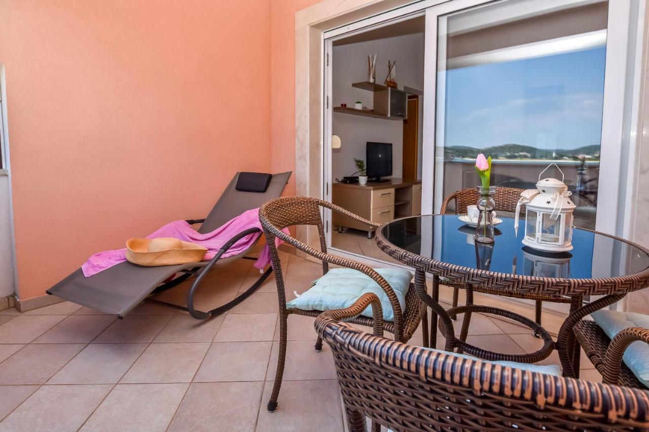 Apartments Anka Rogoznica  Ngoại thất bức ảnh